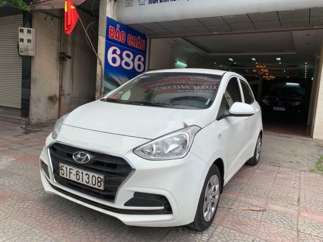 Cần bán lại xe Hyundai Grand i10 đời 2018 còn mới, giá chỉ 308 triệu