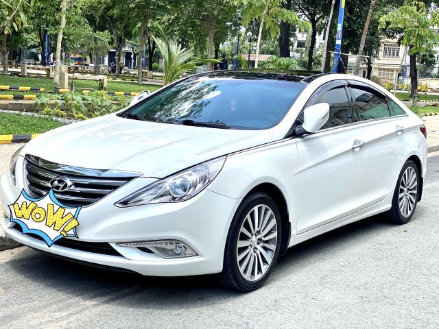 Cần bán gấp Hyundai Sonata đời 2013, giá 565tr