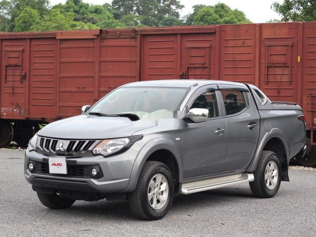 Bán Mitsubishi Triton sản xuất năm 2018, màu bạc, nhập khẩu số tự động, 498tr0