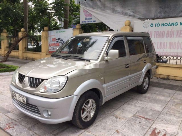 Cần bán gấp Mitsubishi Jolie MT đời 2004 số sàn giá cạnh tranh