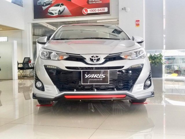 Bán nhanh giá thấp chiếc Toyota Yaris 1.5G - CVT sản xuất 2020, màu trắng nhập khẩu nguyên chiếc