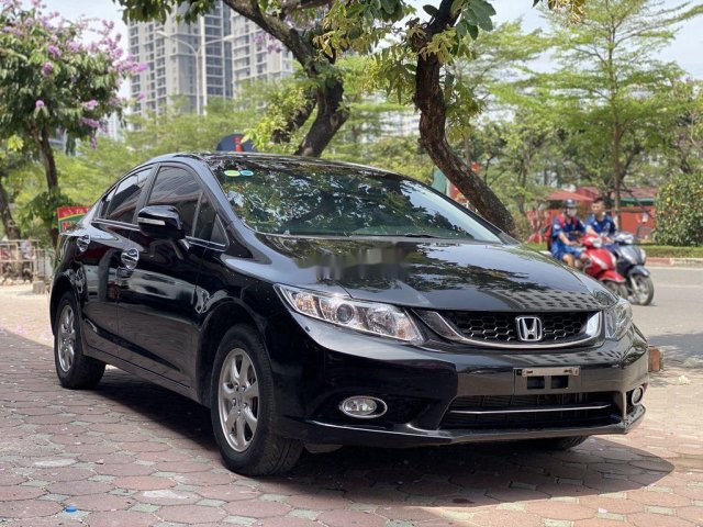 Cần bán Honda Civic sản xuất 2015 giá cạnh tranh0