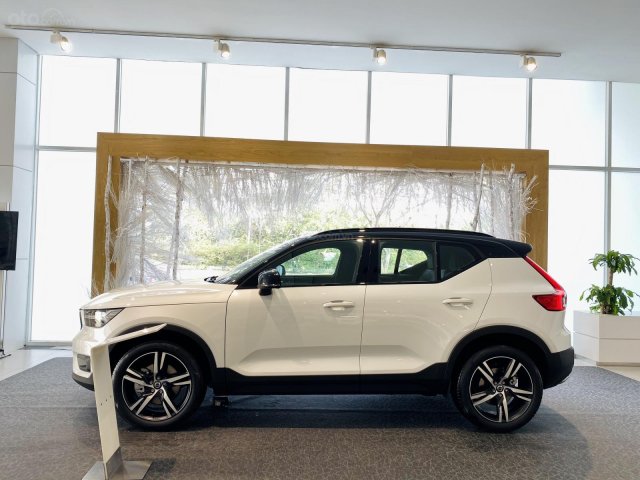 Bán xe Volvo Xc40 R-Design chính hãng- Volvo Sài Gòn