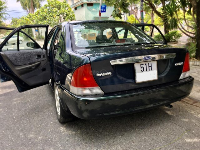 Cần bán xe Ford Laser năm 2002, màu xanh lam, nhập khẩu số sàn0