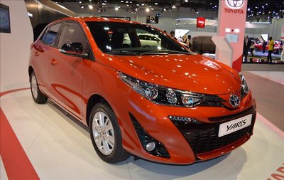 Trả trước 200 triệu - Tậu được ngay Toyota Yaris 1.5 G sản xuất 2020, màu đỏ