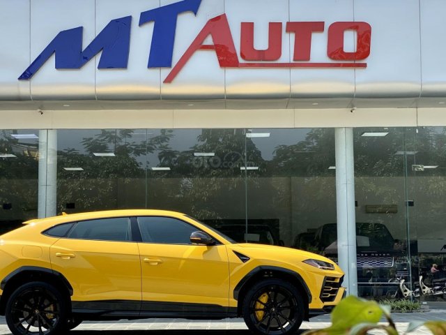 Lamborghini Urus 4.0l Full Carbon sx 2020 xe có sẵn tại showrom, giao xe toàn quốc giá tốt0