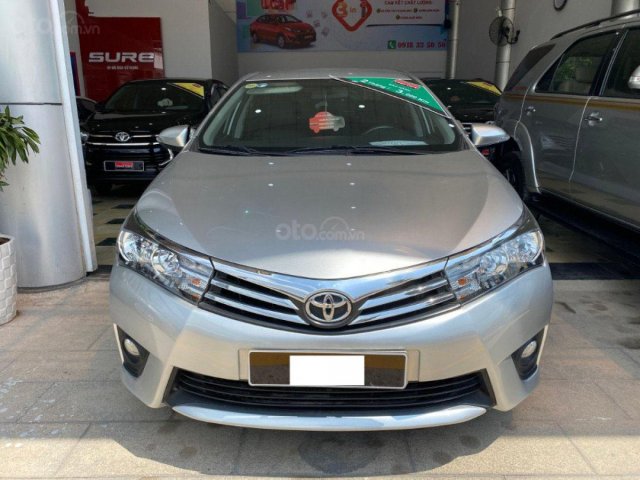 Cần bán xe Toyota Corolla Altis năm sản xuất 2016, màu bạc, 650 triệu