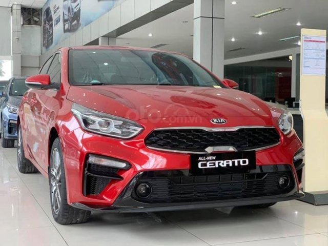 Cần bán xe Kia Cerato Premium 2.0AT sản xuất năm 2020, màu đỏ, giá tốt