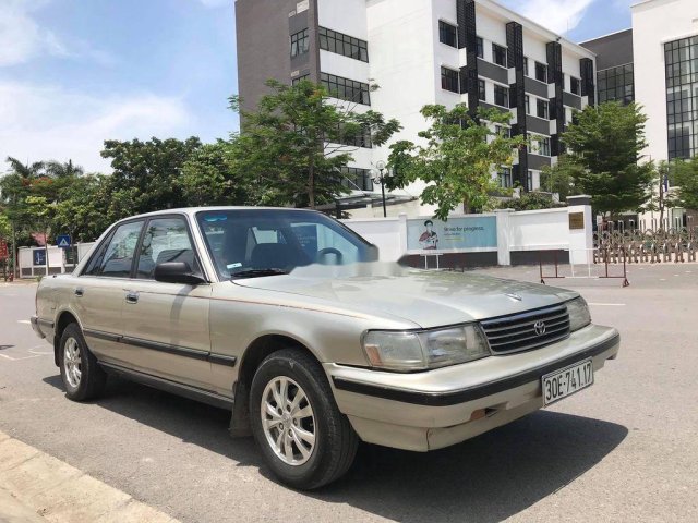 Bán Toyota Cressida sản xuất năm 1996, nhập khẩu nguyên chiếc, giá tốt