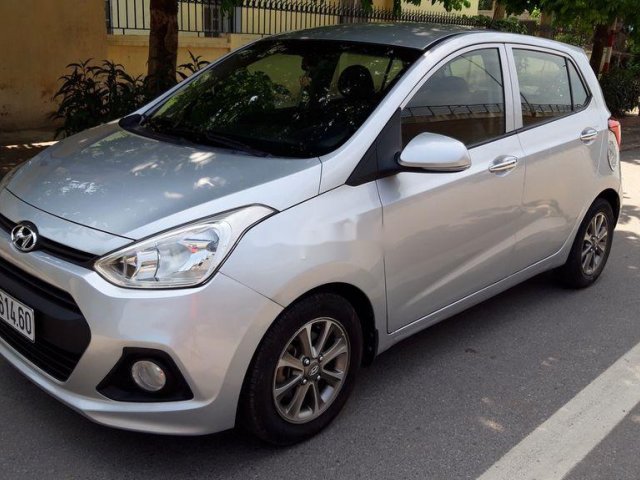 Cần bán gấp Hyundai Grand i10 năm sản xuất 2015, nhập khẩu còn mới