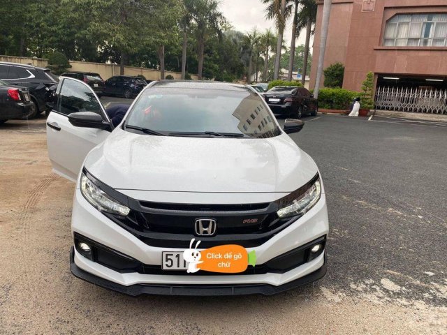 Cần bán xe Honda Civic năm sản xuất 2019, màu trắng, nhập khẩu 0