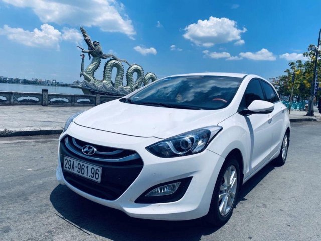 Bán Hyundai i30 đời 2013, màu trắng, xe nhập còn mới