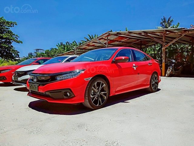 Honda Civic đủ phiên bản khuyến mãi cực lớn cho anh em mua tháng 6 này0