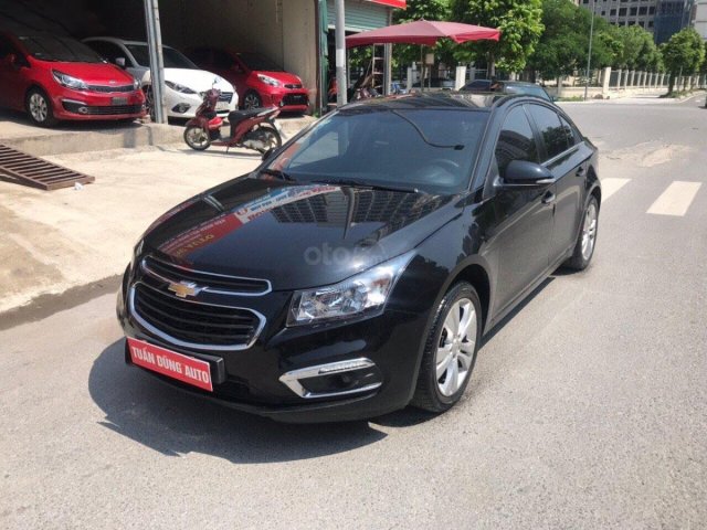 Cần bán Chevrolet Cruze LTZ 1.8 AT sản xuất 2016, màu đen 