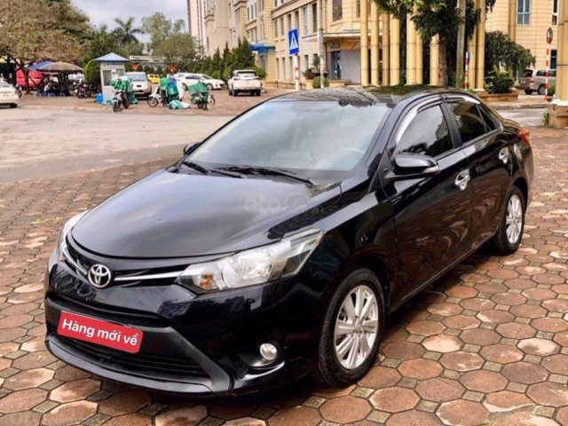 Bán xe Toyota Vios 1.5E sản xuất 2018, màu đen số sàn