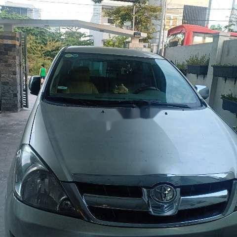 Bán ô tô cũ Toyota Innova đời 2007, màu bạc còn mới0