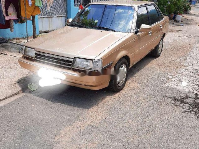 Bán Toyota Corona đời 1996, màu vàng, xe nhập  