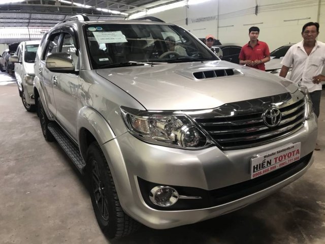 Bán Toyota Fortuner 2.5G sản xuất năm 2015, màu bạc0