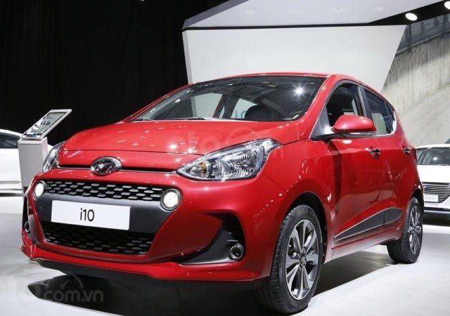 Hỗ trợ mua xe trả góp lãi suất thấp chiếc Hyundai Grand i10 hatchback 1.2 AT, đời 20200