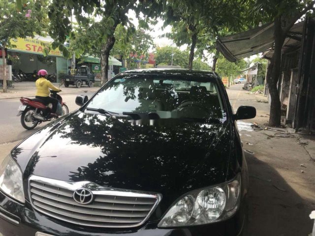 Bán xe Toyota Camry đời 2003, màu đen, giá cạnh tranh