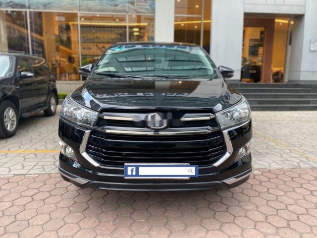 Bán xe Toyota Innova đời 2018, màu đen, số tự động