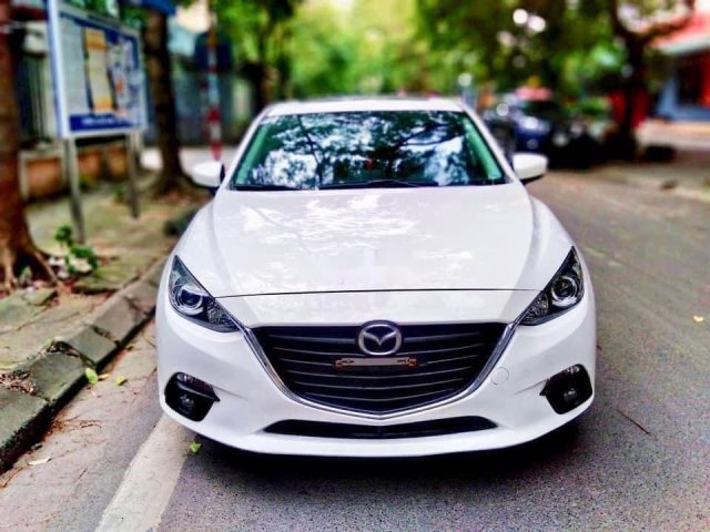 Bán Mazda 3 sản xuất 2015, màu trắng, giá 518tr0