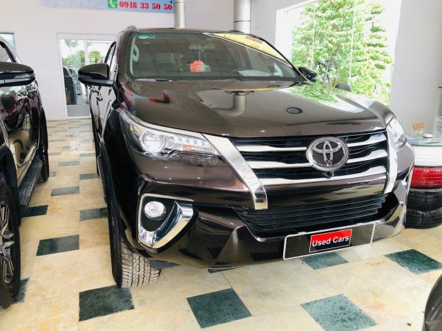 Bán Toyota Fortuner 2.8V 4x4 AT 2018, màu nâu, xe nhập, số tự động0