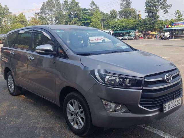 Bán Toyota Innova 2017 xe gia đình, giá chỉ 550 triệu