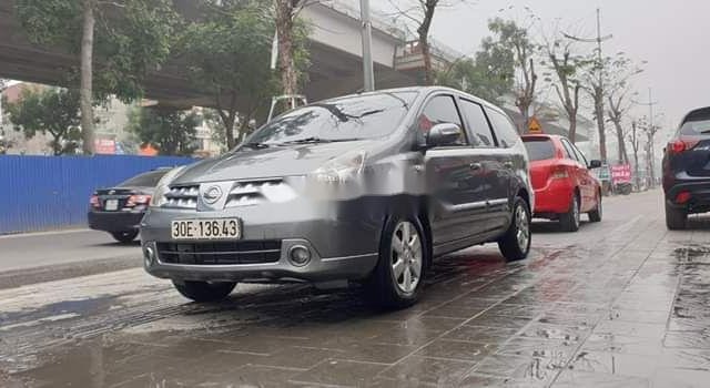 Bán ô tô Nissan Grand livina đời 2011 số sàn0