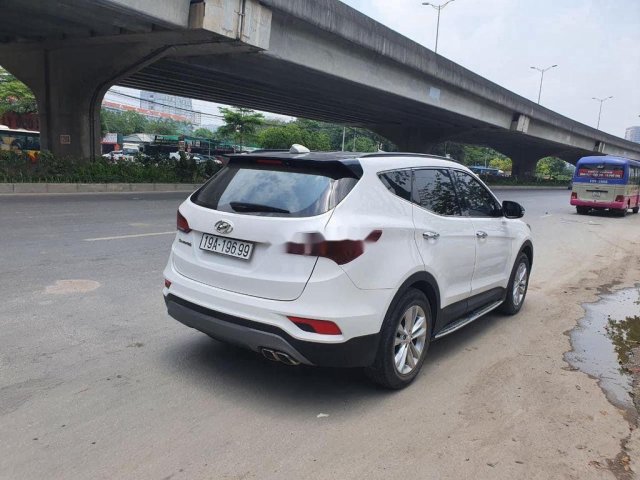 Cần bán xe Hyundai Santa Fe năm sản xuất 2018 còn mới, 850tr