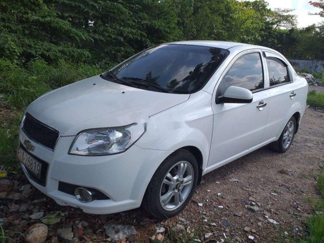 Bán Chevrolet Aveo năm 2016, màu trắng còn mới, 232 triệu