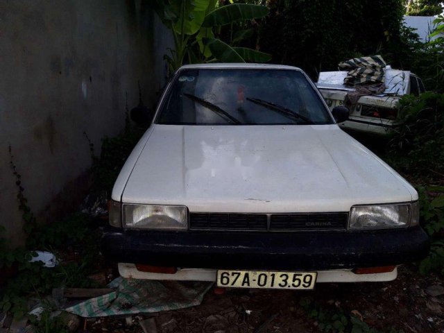 Bán Toyota Carina năm sản xuất 1986, màu trắng, nhập khẩu 