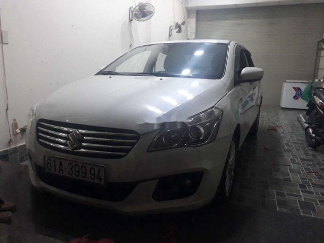 Bán xe Suzuki Ciaz sản xuất 2017, màu trắng, nhập khẩu 