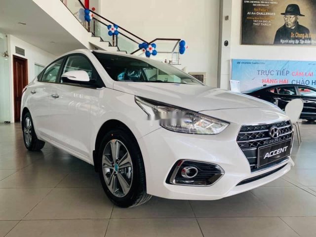 Cần bán Hyundai Accent 2020, màu trắng, giá 425 triệu