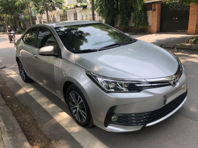 Bán Toyota Corolla Altis 1.8G sản xuất 2018, giá tốt, giao xe nhanh