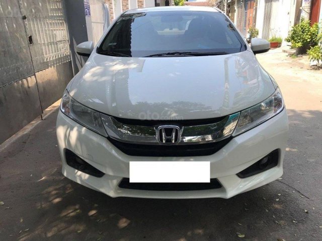 Bán ô tô Honda City 1.5 MT đời 2016, màu trắng còn mới