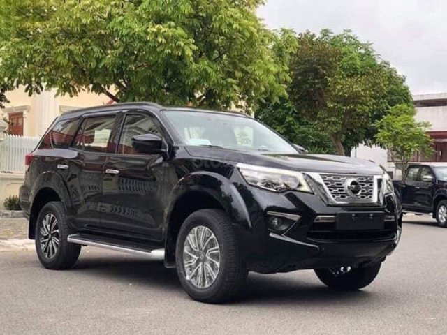 Cần bán Nissan Terra sản xuất 2019, màu đen, nhập khẩu nguyên chiếc0