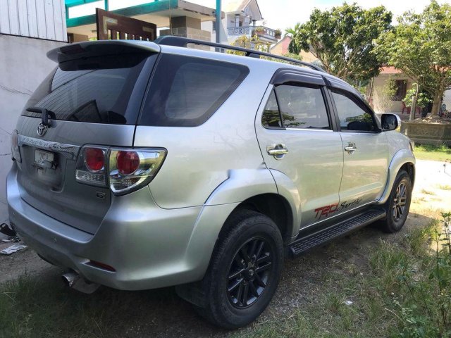 Bán xe Toyota Fortuner đời 2013 xe gia đình, giá chỉ 665 triệu0