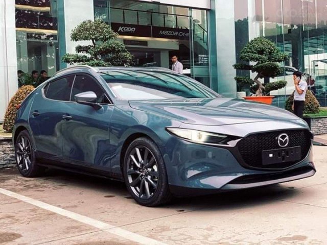 Cần bán xe Mazda 3 1.5L Sport Premium năm 2020, màu xanh lam0