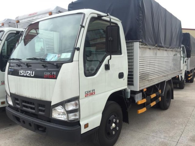 Cần bán xe tải Isuzu Q-SERIES đời 2020, màu trắng, tải trọng 1.9 tấn, thùng bạt