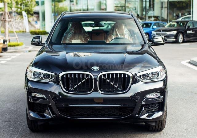 BMW X3 Msport, đại lý chính hãng giảm giá cực sâu, ưu đãi khủng lên đến gần 300tr0