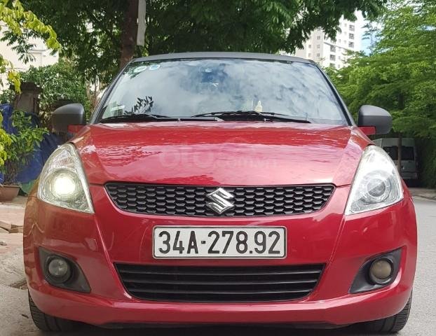 Cần bán Suzuki Swift 2013 nhập khẩu nguyên chiếc