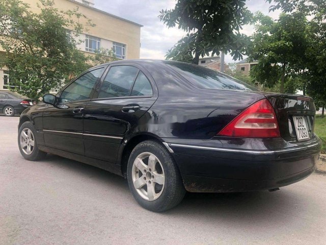 Bán Mercedes C200K năm 2003, màu đen, giá 135tr0