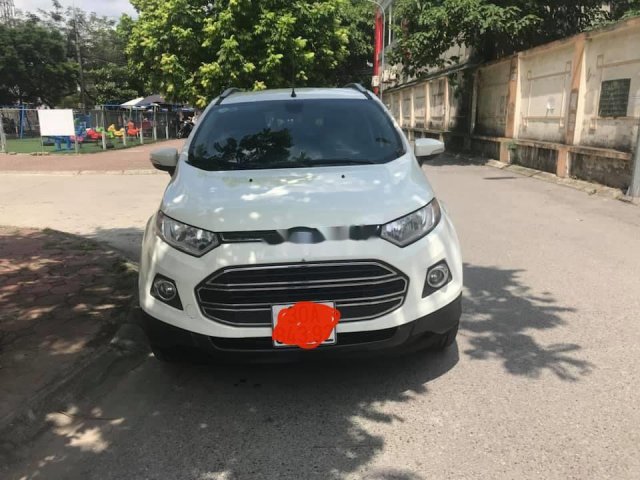 Bán Ford EcoSport đời 2016, màu trắng, full options
0