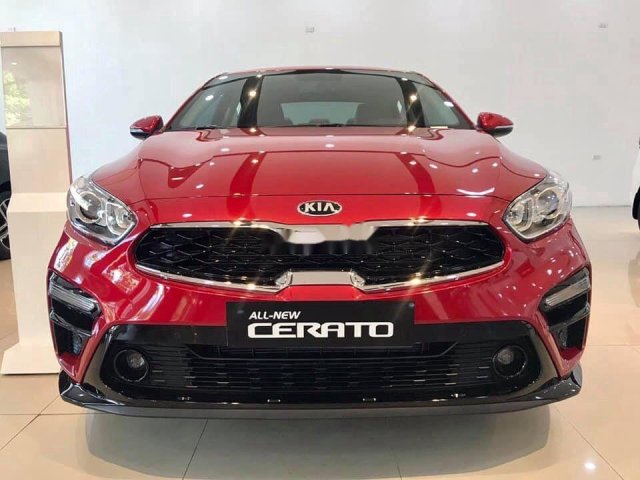 Cần bán xe Kia Cerato sản xuất năm 2020, màu đỏ0