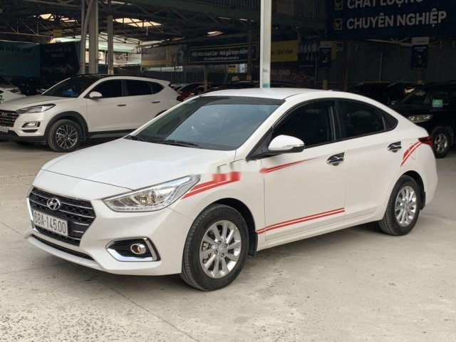 Bán Hyundai Accent 1.4 AT đời 2019, màu trắng 