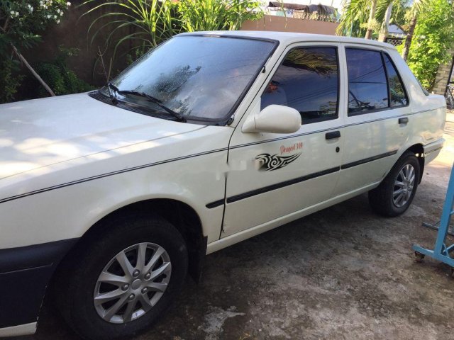 Bán Peugeot 309 sản xuất 1989, màu trắng, nhập khẩu nguyên chiếc, 20 triệu0