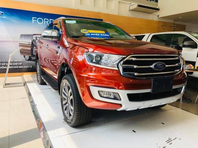 Ford Everest Biturbo ưu đãi lên đến 200tr, hỗ trợ vay 80% giá trị xe, xe có sẵn giao ngay, đủ màu0