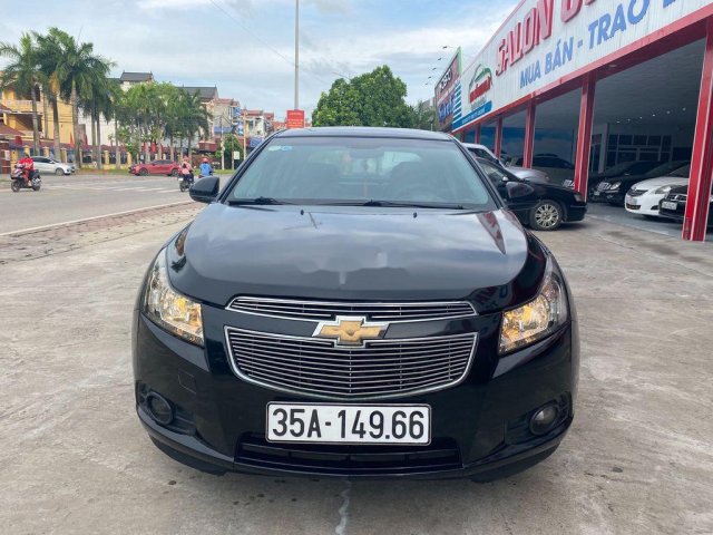 Bán xe Chevrolet Cruze năm sản xuất 2011, màu đen