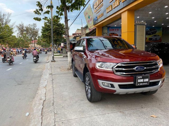 Bán Ford Everest sản xuất năm 2018, màu đỏ, nhập khẩu nguyên chiếc